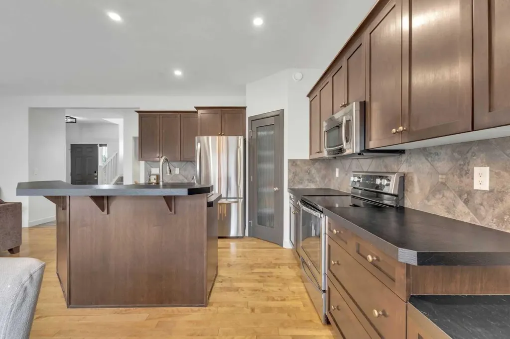 132 Ingle Close Red Deer AB T4R 3S2