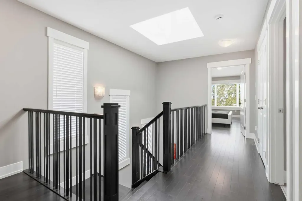 314 30 Avenue NE Calgary AB T2E2E1