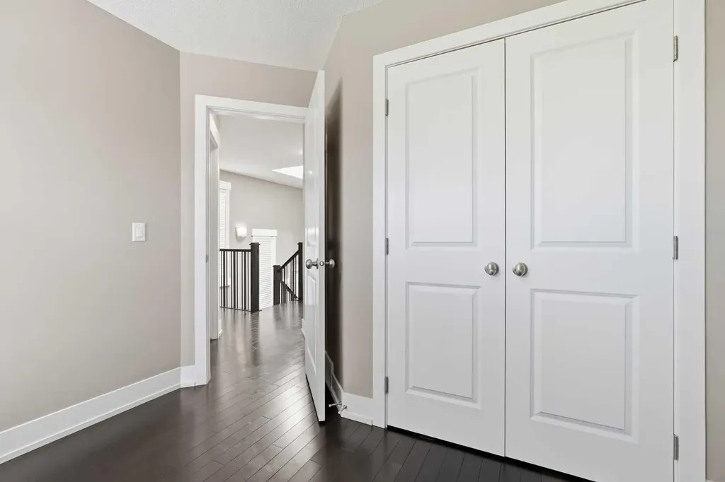 314 30 Avenue NE Calgary AB T2E2E1