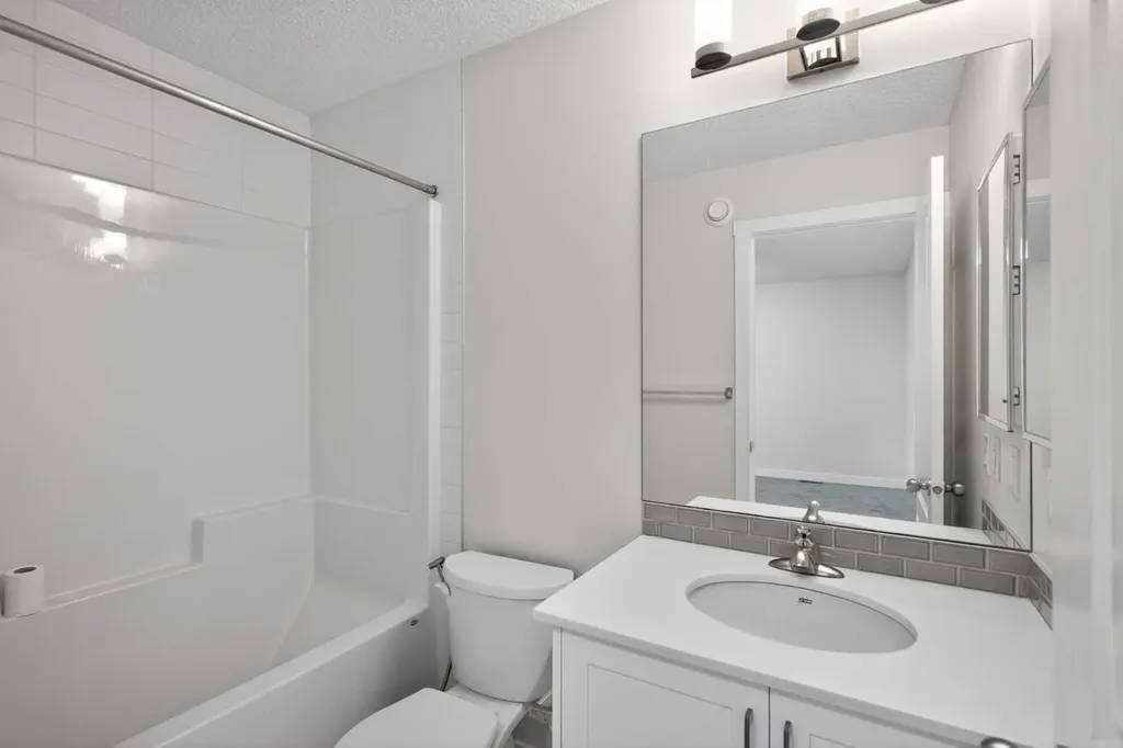 326 Creekside Boulevard SW Calgary AB T2X 4Y1