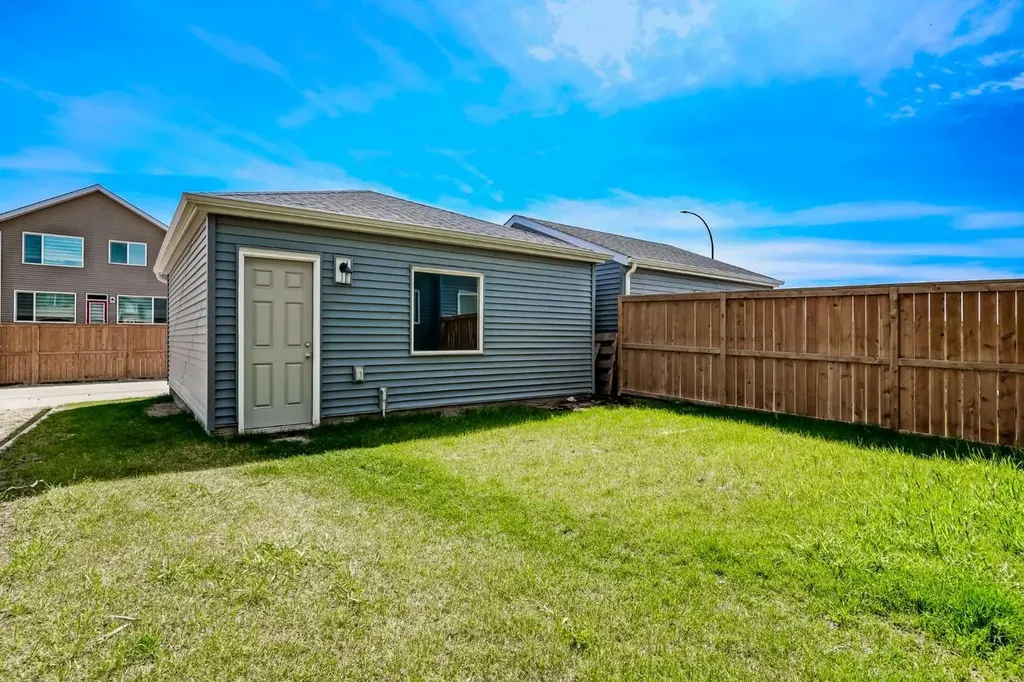326 Creekside Boulevard SW Calgary AB T2X 4Y1