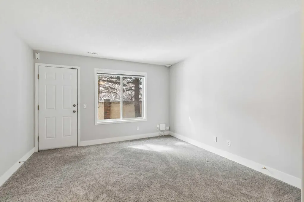 328 Prominence Heights SW Calgary AB T3H 2Z6