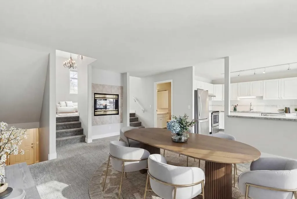 328 Prominence Heights SW Calgary AB T3H 2Z6
