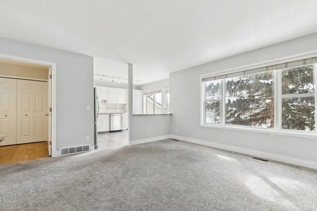 328 Prominence Heights SW Calgary AB T3H 2Z6