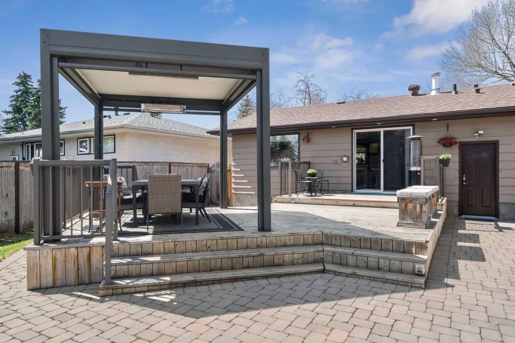 10220 Maple Grove Place SE Calgary AB T2J 1S6