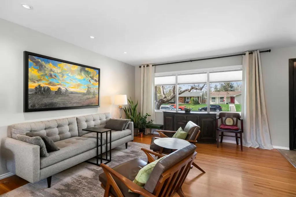 10220 Maple Grove Place SE Calgary AB T2J 1S6