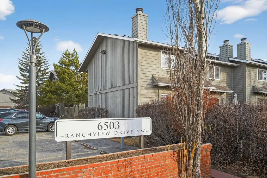 6503 Ranchview Drive NW Calgary AB T3G 1P2