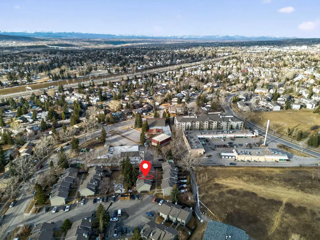 6503 Ranchview Drive NW Calgary AB T3G 1P2