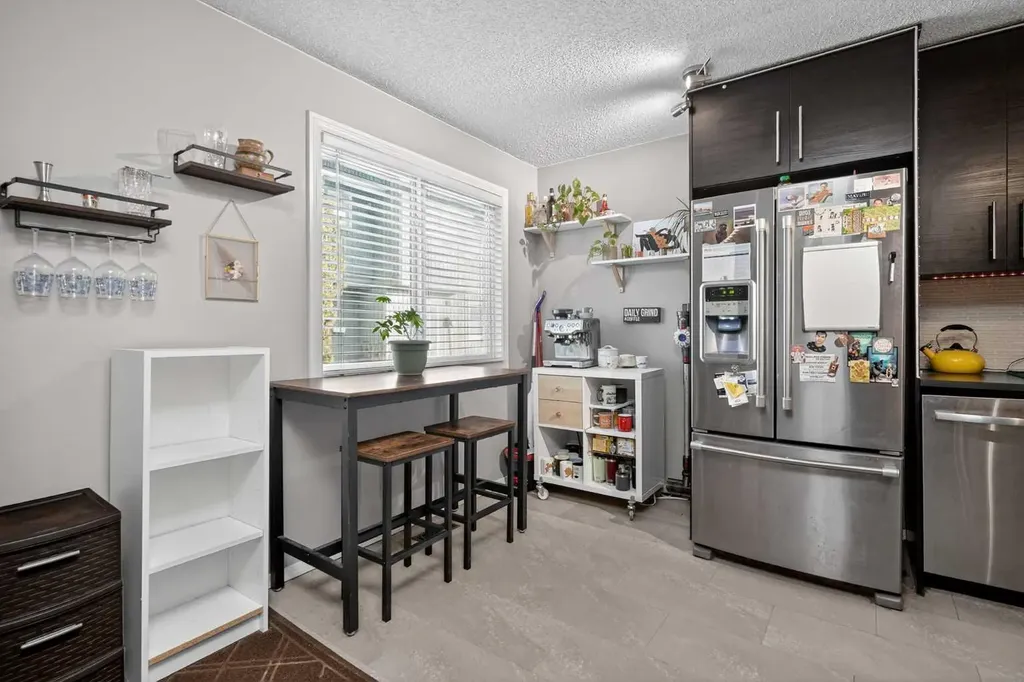 6503 Ranchview Drive NW Calgary AB T3G 1P2