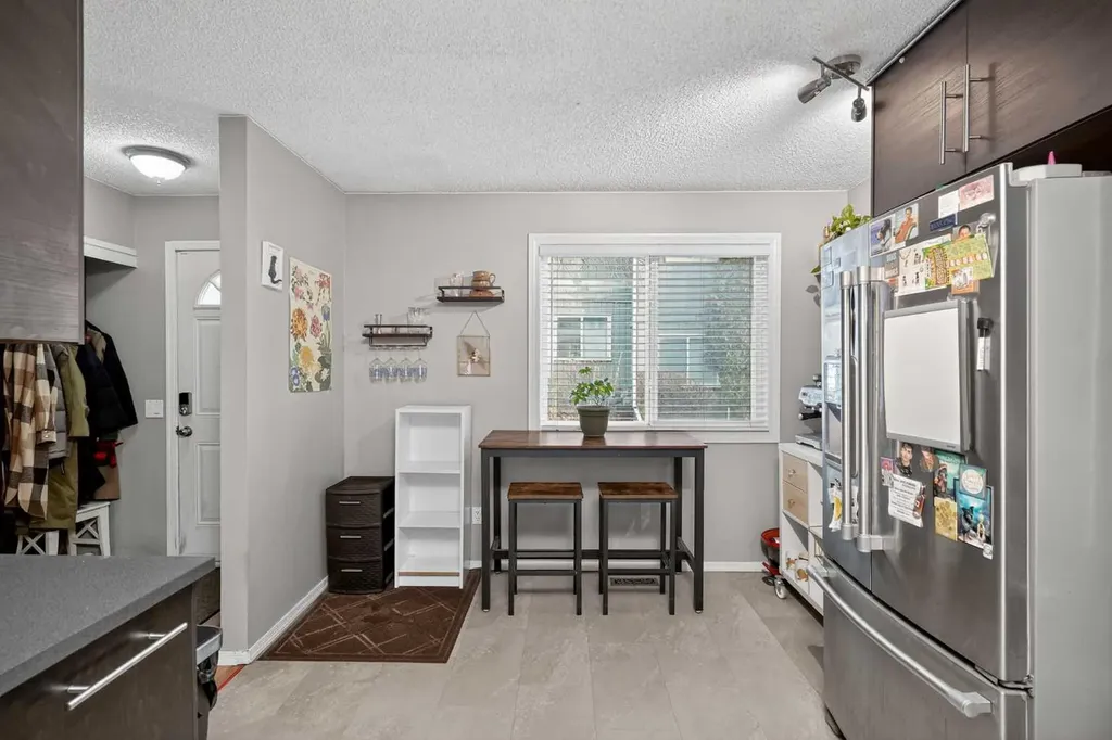 6503 Ranchview Drive NW Calgary AB T3G 1P2