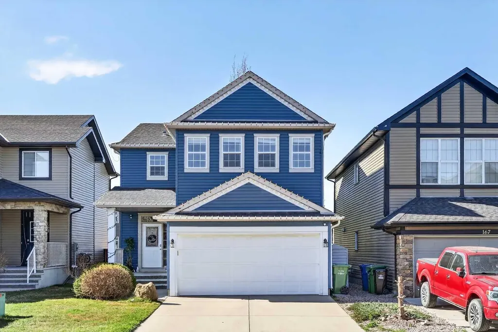 163 Ravenscroft Green SE Airdrie AB T4A 0H2