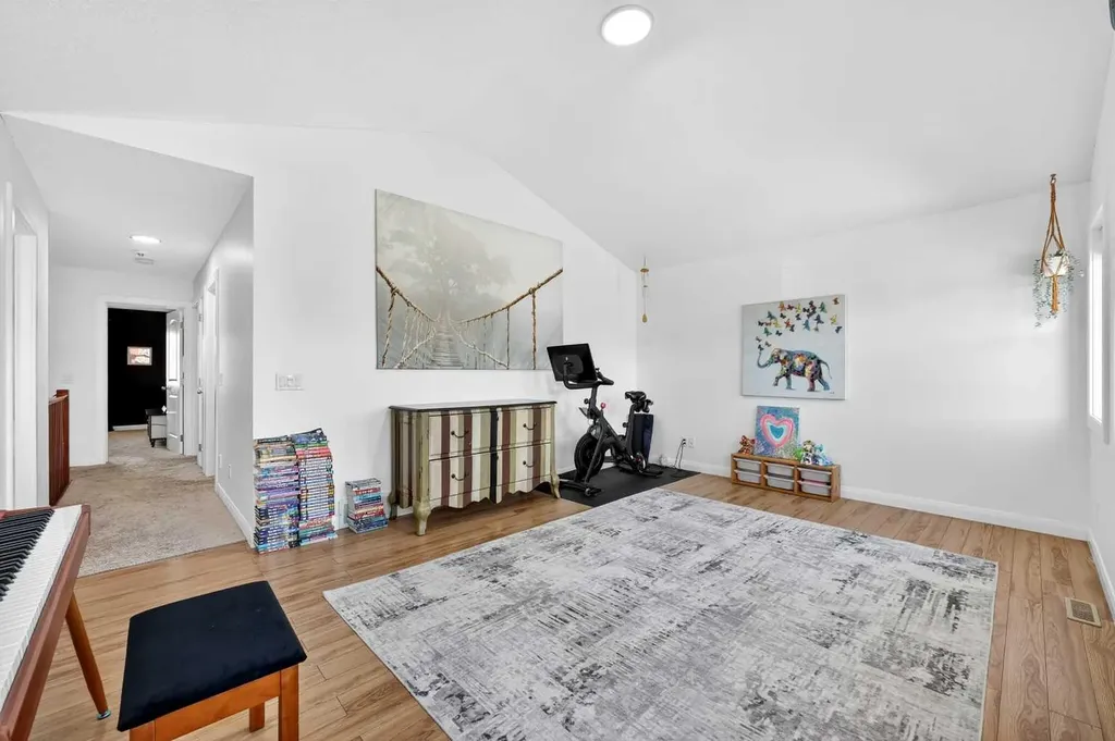163 Ravenscroft Green SE Airdrie AB T4A 0H2