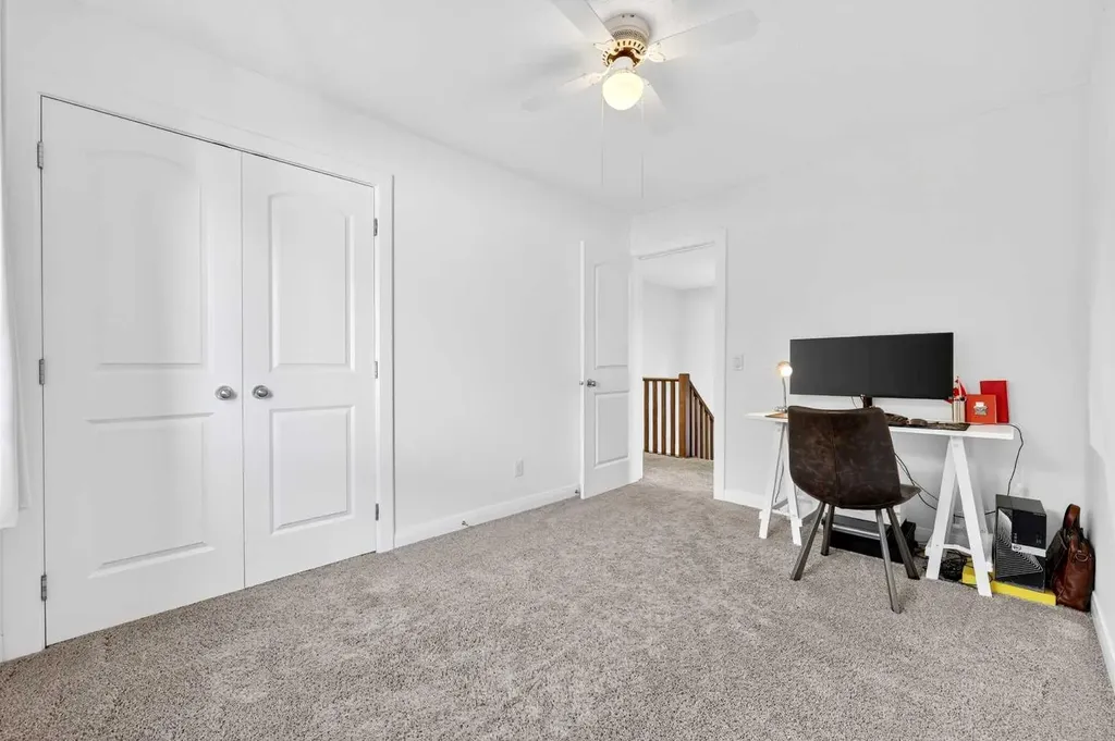 163 Ravenscroft Green SE Airdrie AB T4A 0H2