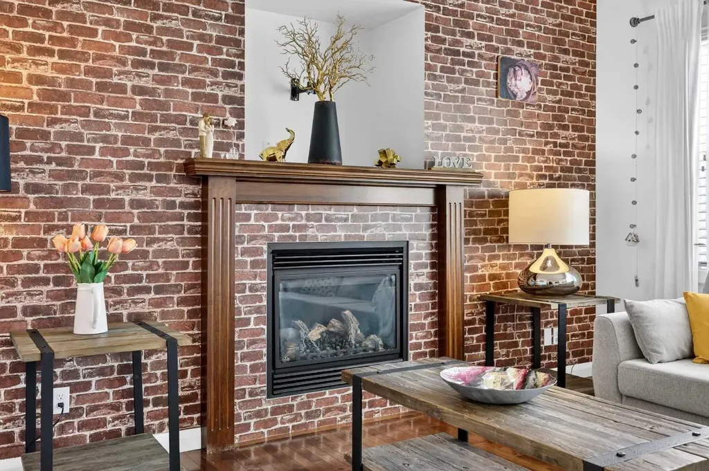 163 Ravenscroft Green SE Airdrie AB T4A 0H2