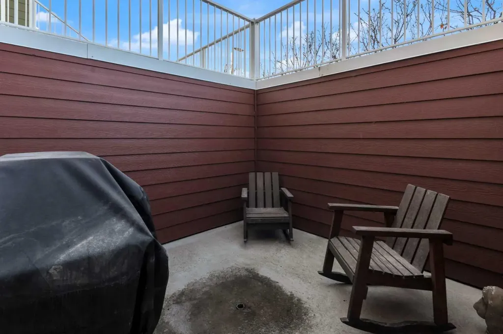 2400 Ravenswood View SE Airdrie AB T4A0V7