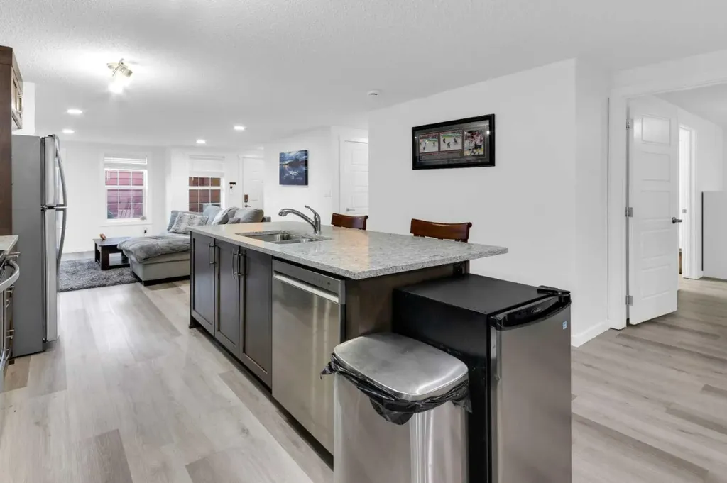 2400 Ravenswood View SE Airdrie AB T4A0V7