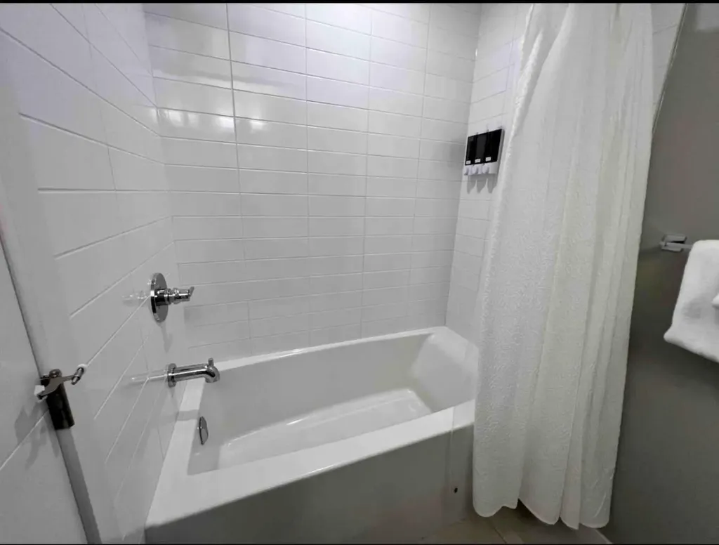 109 Kananaskis Way Canmore AB T1W 1N7