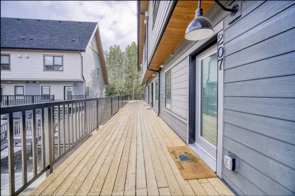 109 Kananaskis Way Canmore AB T1W 1N7
