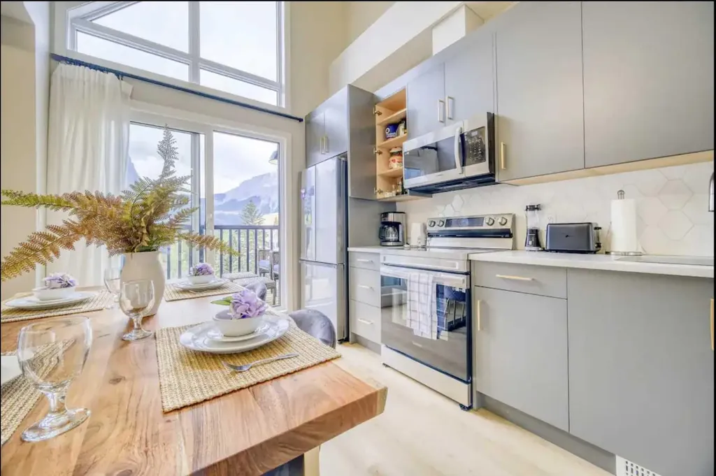 109 Kananaskis Way Canmore AB T1W 1N7