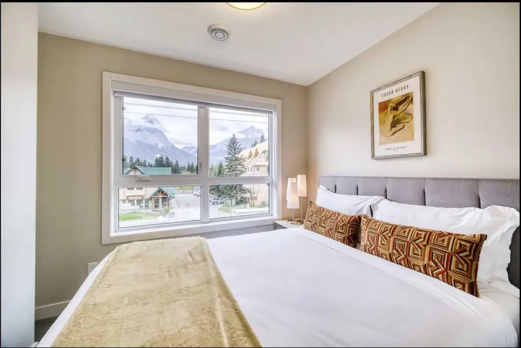 109 Kananaskis Way Canmore AB T1W 1N7