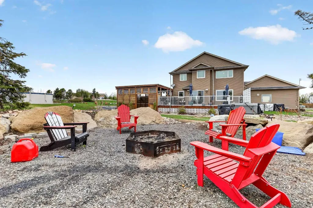118 South Shore Point Rural Rocky View County AB T0M 0T0