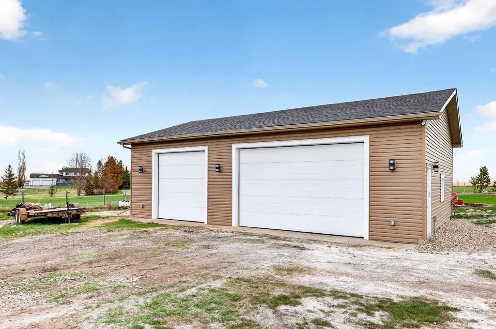 118 South Shore Point Rural Rocky View County AB T0M 0T0