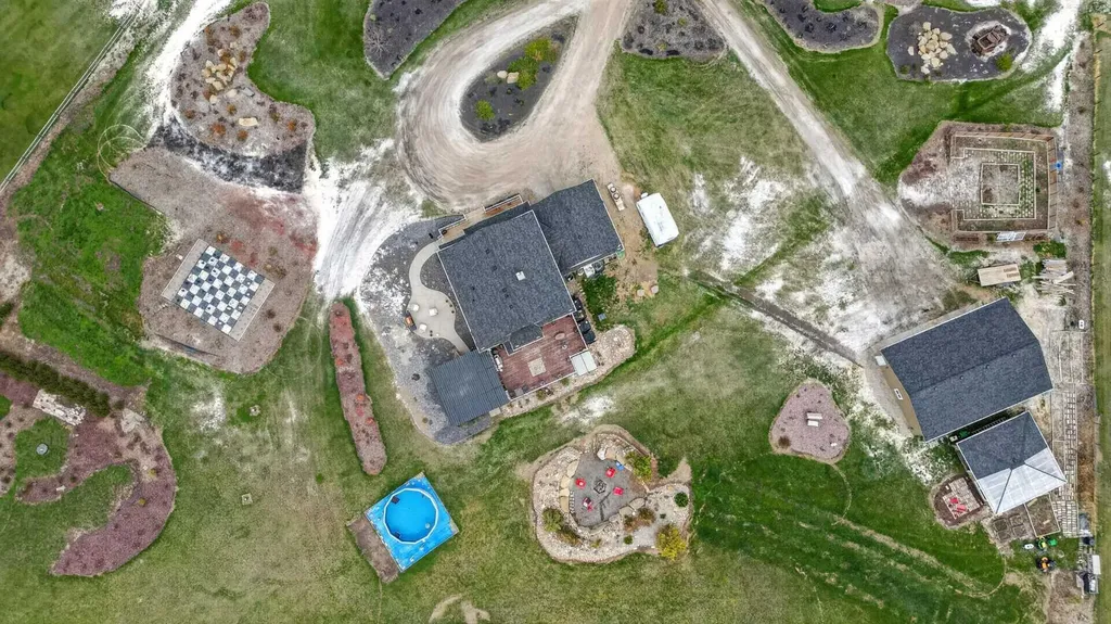 118 South Shore Point Rural Rocky View County AB T0M 0T0