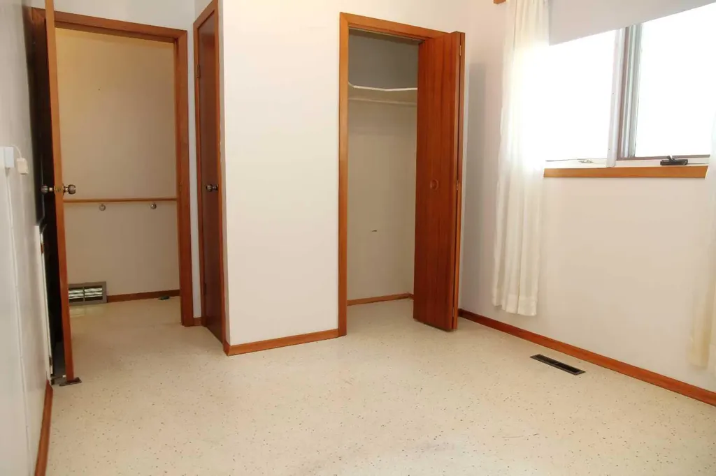 109 5 Avenue W Maidstone SK S0M 1M0