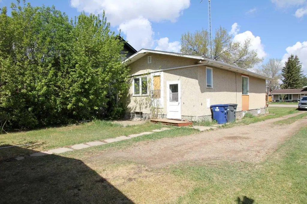 109 5 Avenue W Maidstone SK S0M 1M0