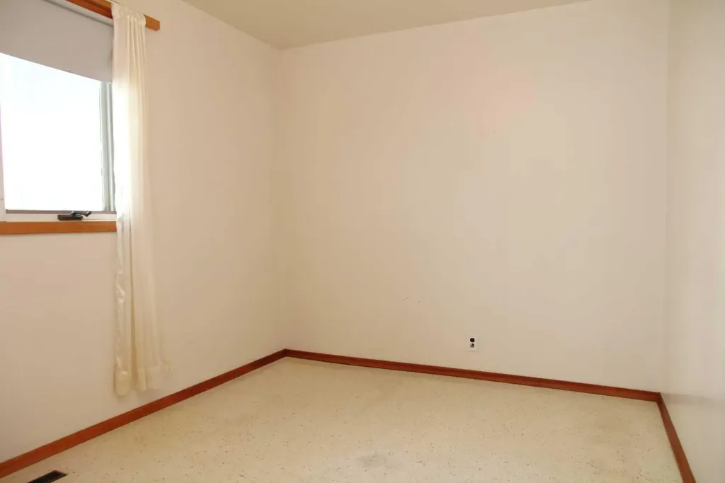 109 5 Avenue W Maidstone SK S0M 1M0
