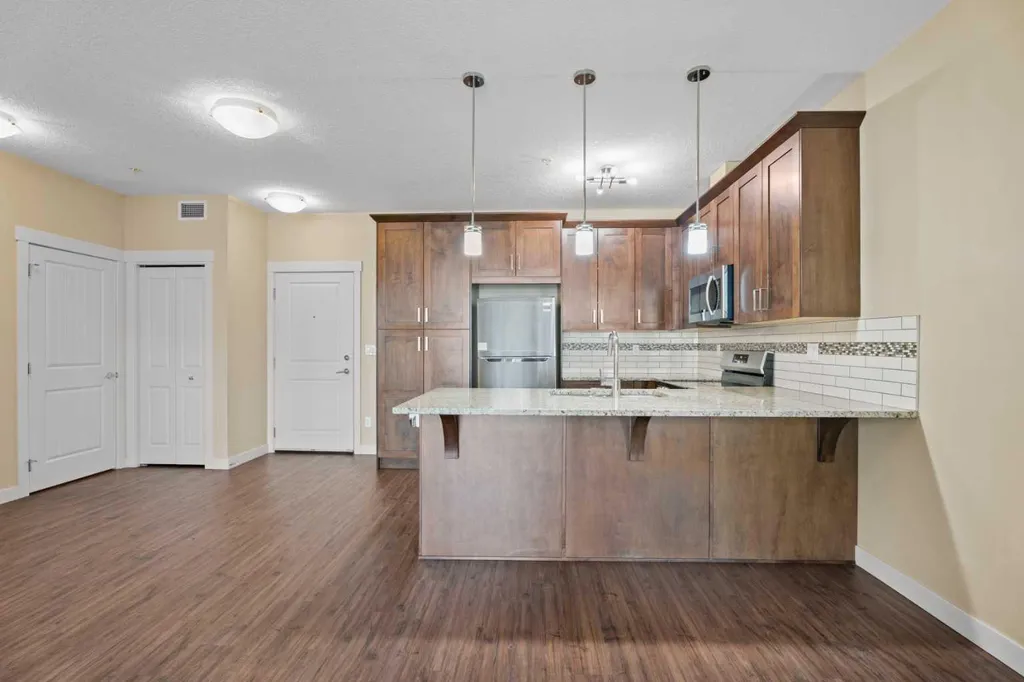 522 Cranford Drive SE Calgary AB T3M 2L7