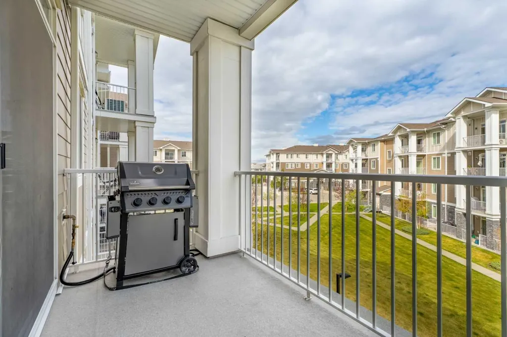 522 Cranford Drive SE Calgary AB T3M 2L7