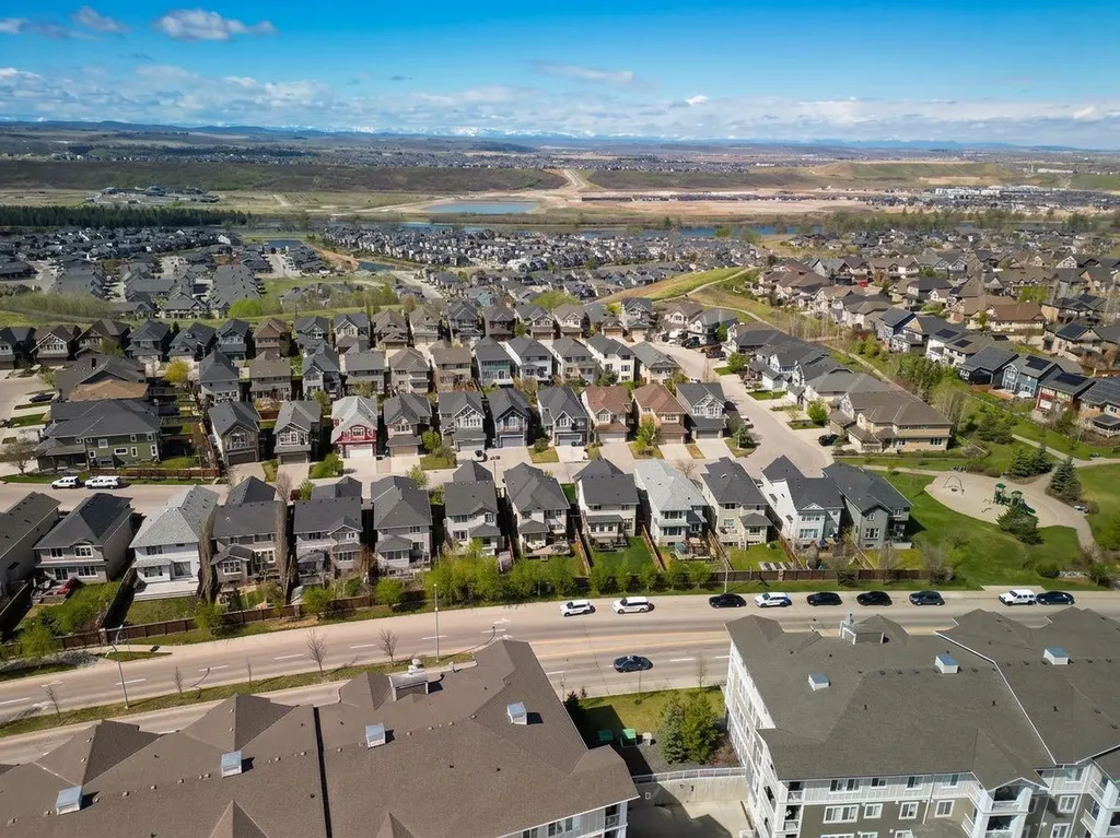 522 Cranford Drive SE Calgary AB T3M 2L7