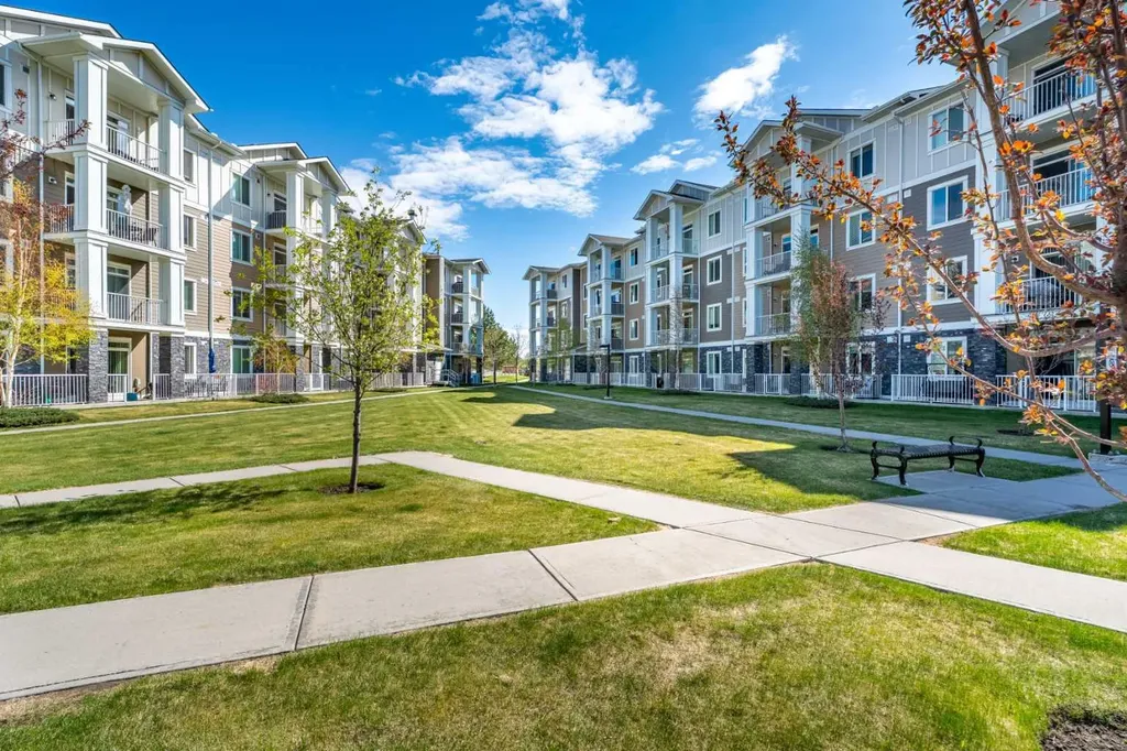 522 Cranford Drive SE Calgary AB T3M 2L7