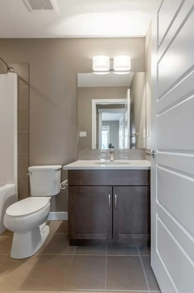 326 Coalbanks Boulevard W Lethbridge AB T1J 4V4