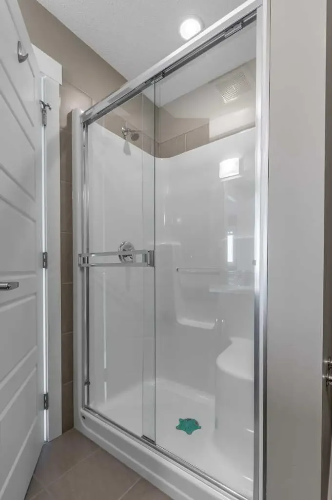 326 Coalbanks Boulevard W Lethbridge AB T1J 4V4