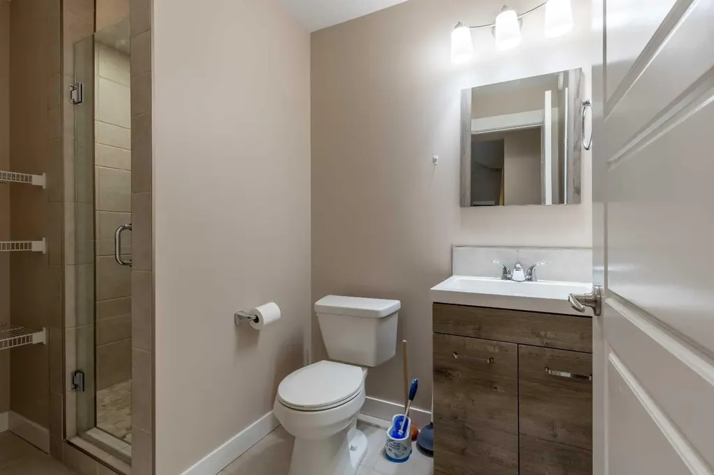 326 Coalbanks Boulevard W Lethbridge AB T1J 4V4