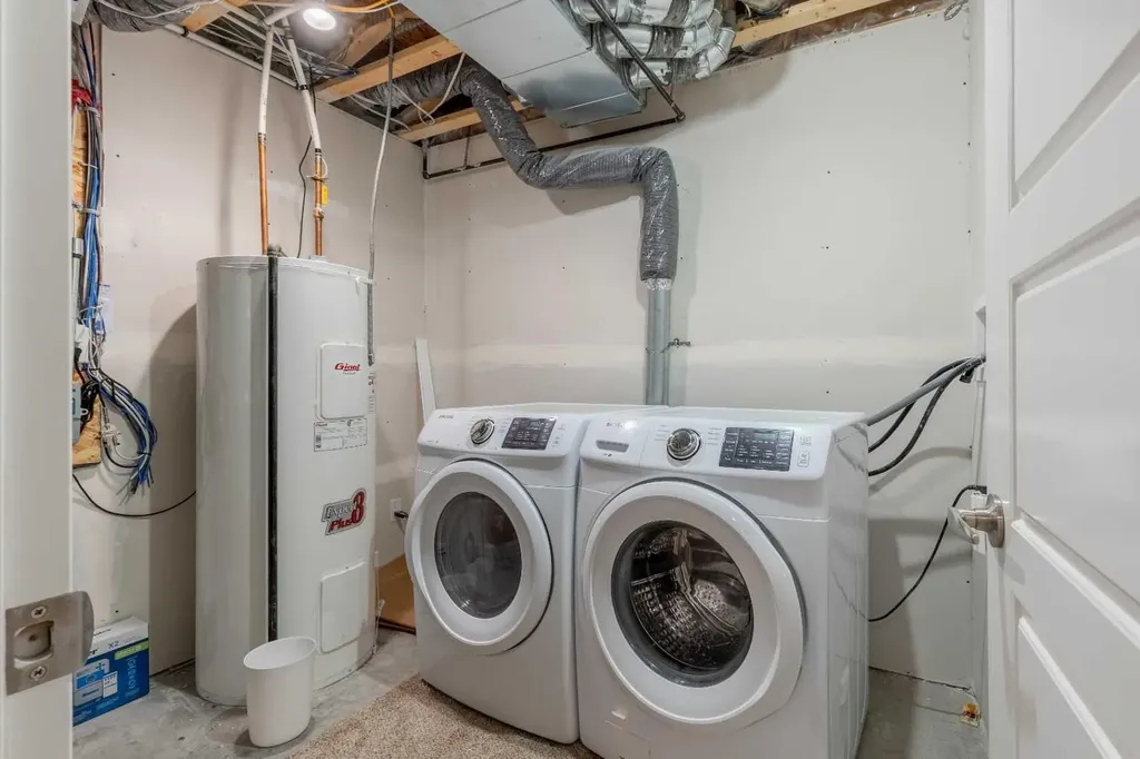 326 Coalbanks Boulevard W Lethbridge AB T1J 4V4