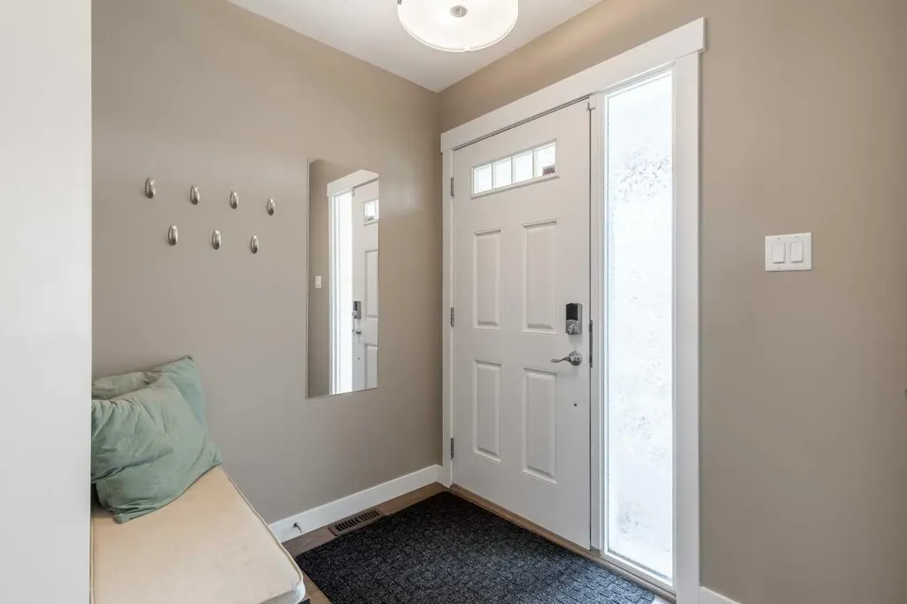 326 Coalbanks Boulevard W Lethbridge AB T1J 4V4