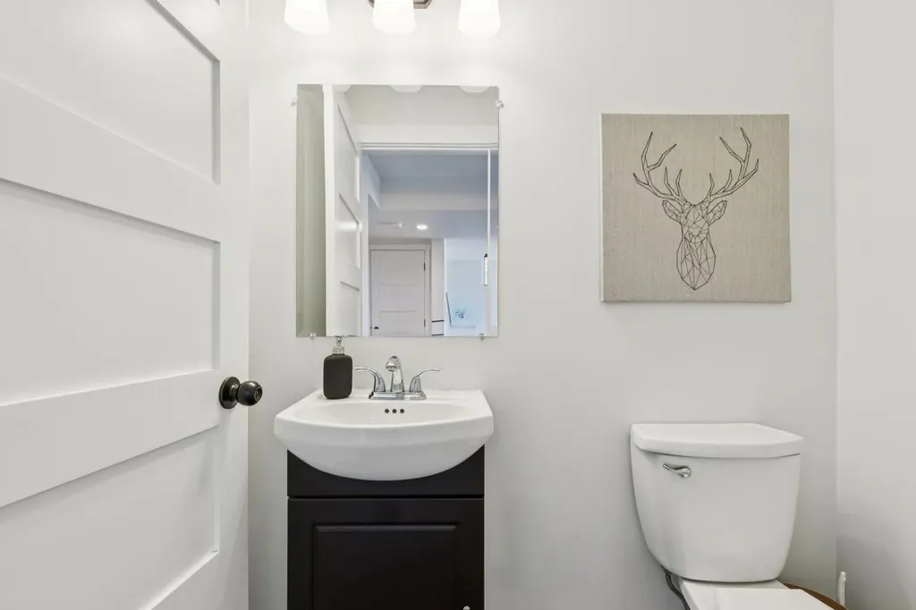 231 Kingsbridge Road SE Airdrie AB T4A 0M4