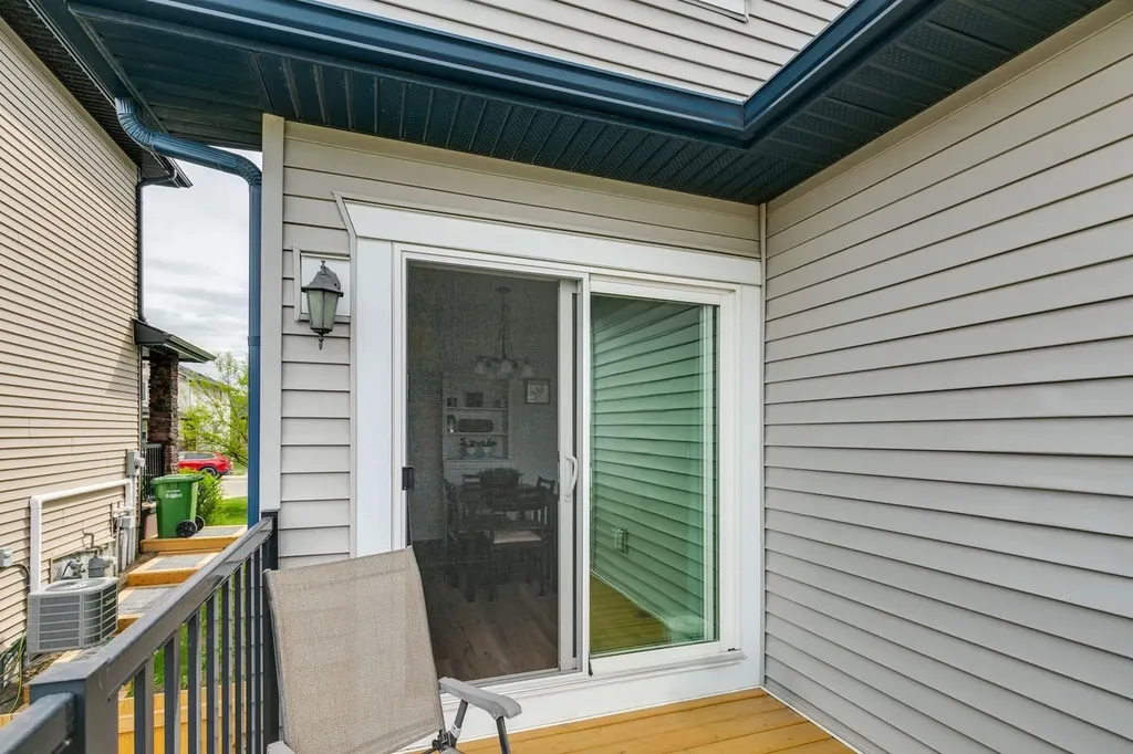231 Kingsbridge Road SE Airdrie AB T4A 0M4