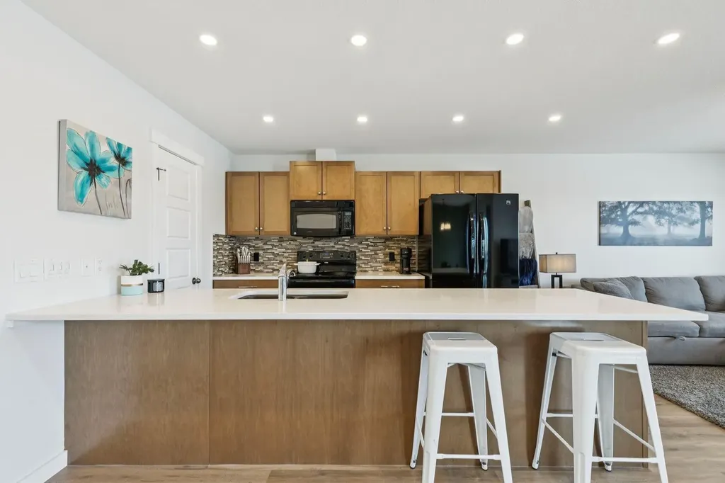 231 Kingsbridge Road SE Airdrie AB T4A 0M4