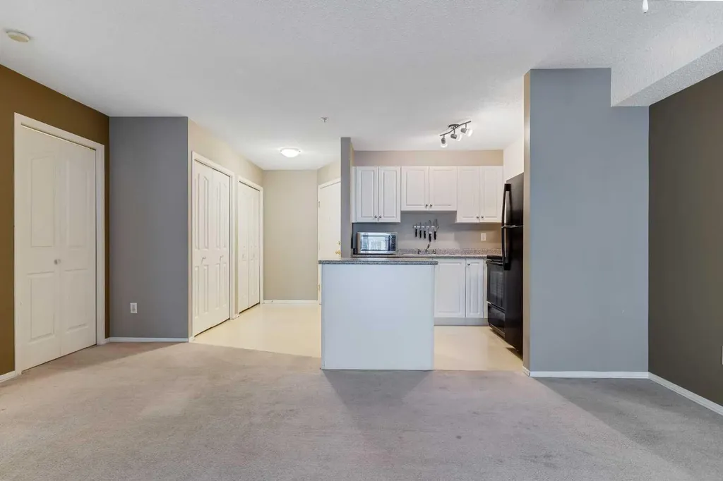 4000 Citadel Meadow Point NW Calgary AB T3G 5N5