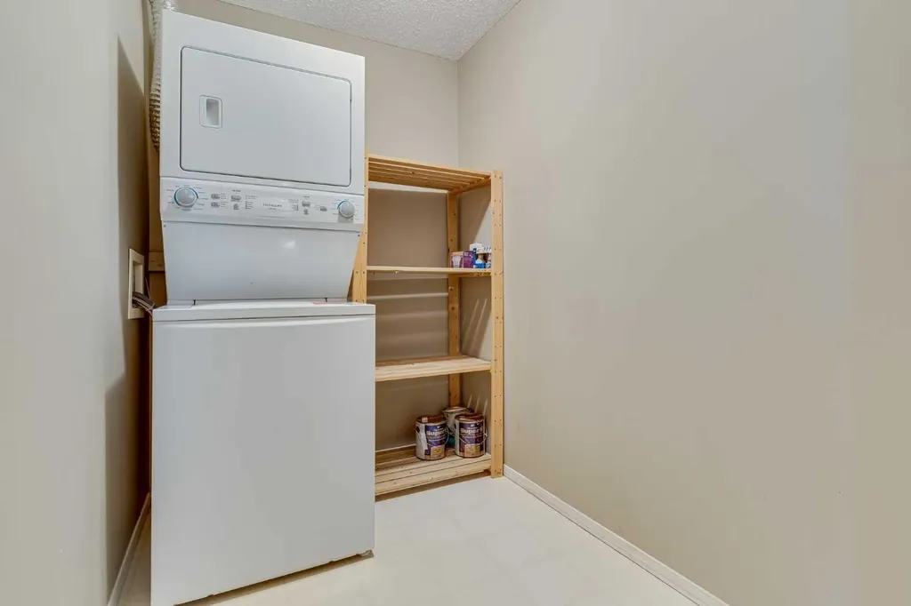 4000 Citadel Meadow Point NW Calgary AB T3G 5N5