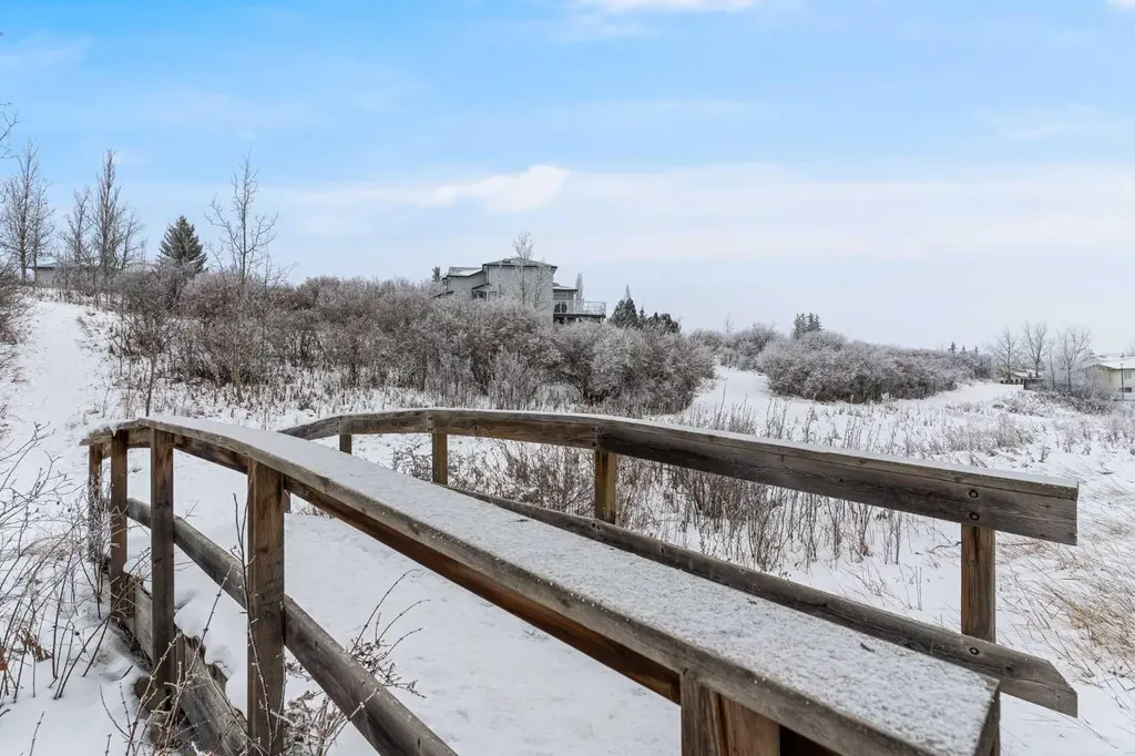 4000 Citadel Meadow Point NW Calgary AB T3G 5N5