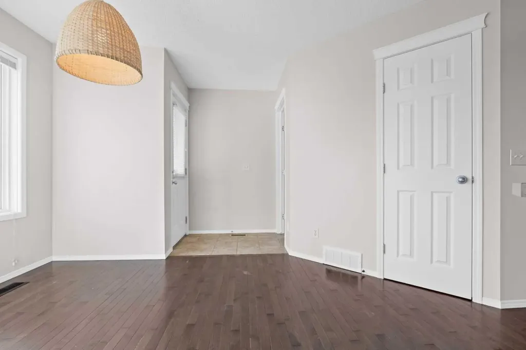 104 Copperstone Terrace SE Calgary AB T2Z 4S2
