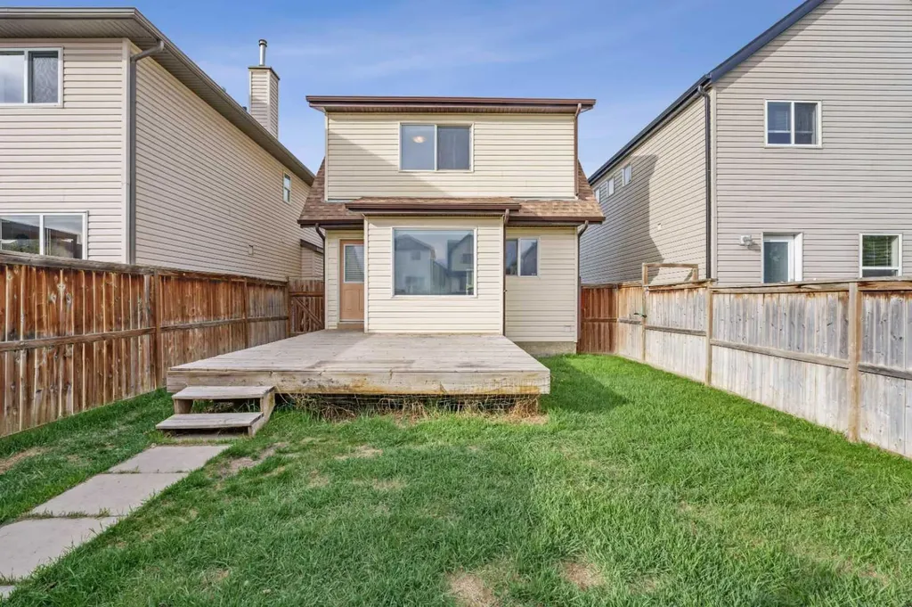 104 Copperstone Terrace SE Calgary AB T2Z 4S2