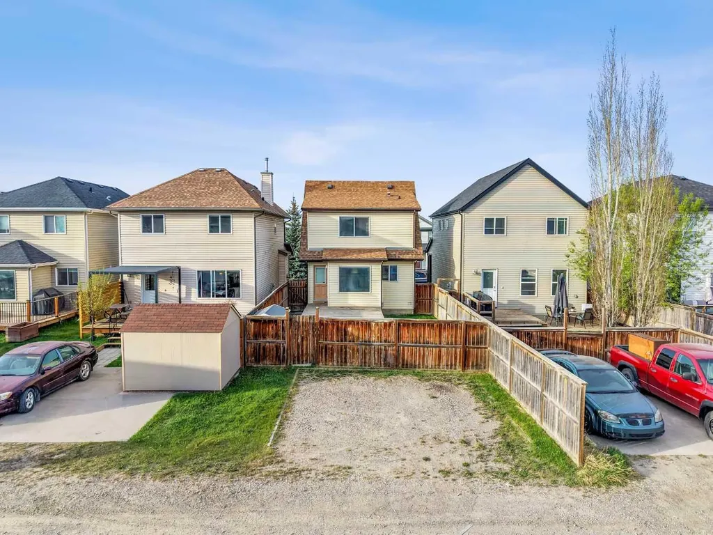 104 Copperstone Terrace SE Calgary AB T2Z 4S2