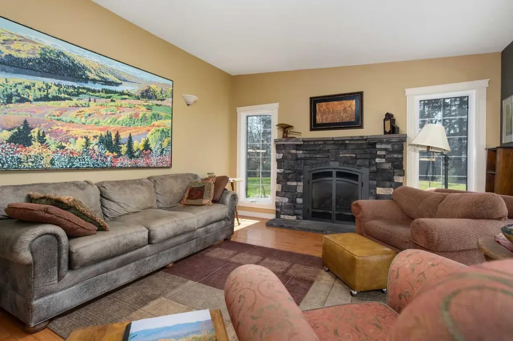 46275 Range Road 211 Rural Camrose County AB T4V 1X8