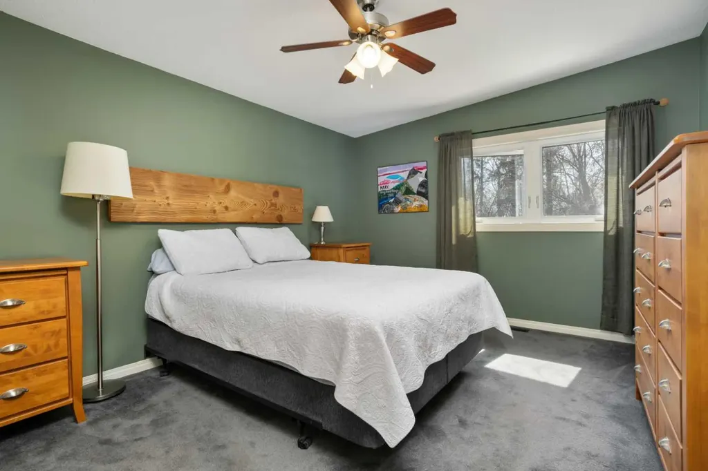46275 Range Road 211 Rural Camrose County AB T4V 1X8